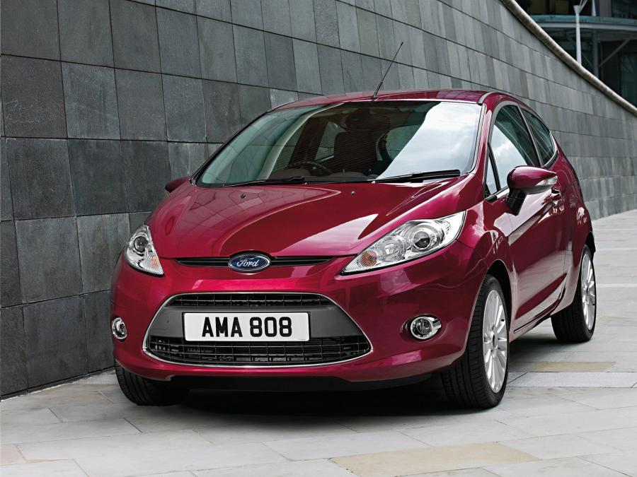  Ford Fiesta 2008 года  (фото 32 из 201)